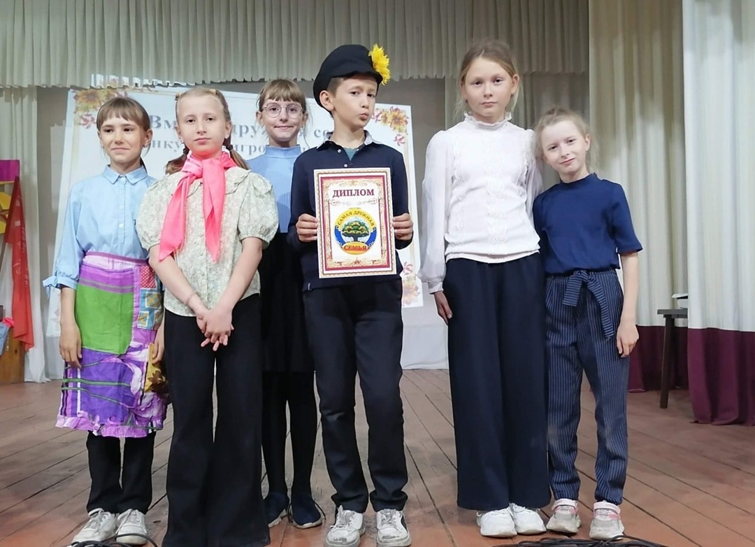 Сотрудничество школы и сельского ДК.